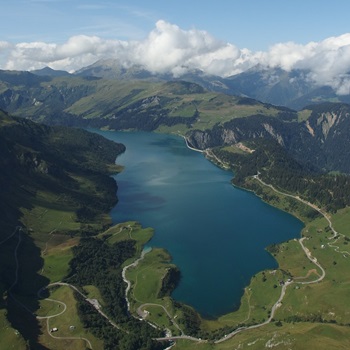 aerial view of Lac de Roseland